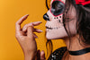 Este Halloween, ¡quítate el disfraz, no la piel!
