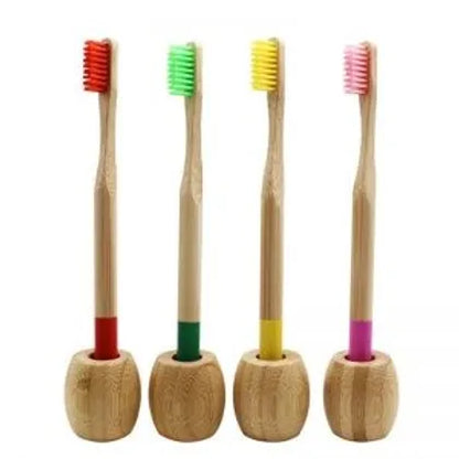 Base de bambú para cepillo amigable con el medio ambiente Izana Naturals