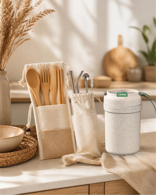Set de cubiertos de bambú reutilizables, kit oficina cero residuo Izana Naturals
